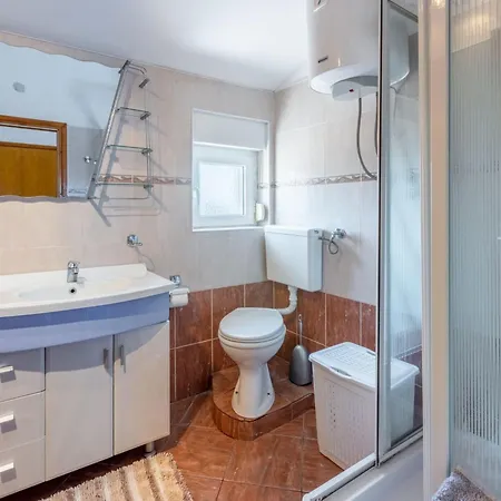 Apartament Studio-apartment Mit Balkon Und Meerblick By Interhome
