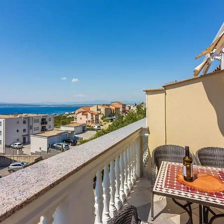 Apartament Studio-apartment Mit Balkon Und Meerblick By Interhome