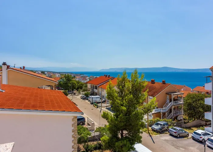 Studio-apartment Mit Balkon Und Meerblick By Interhome